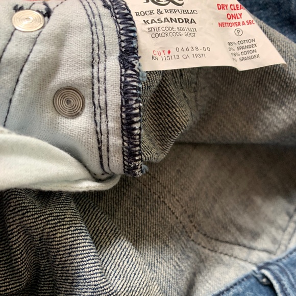 Rock & Republic Kasandra Rhinestone  Bootcut  Low Rise Jeans - size 26 - Picture 5 of 8